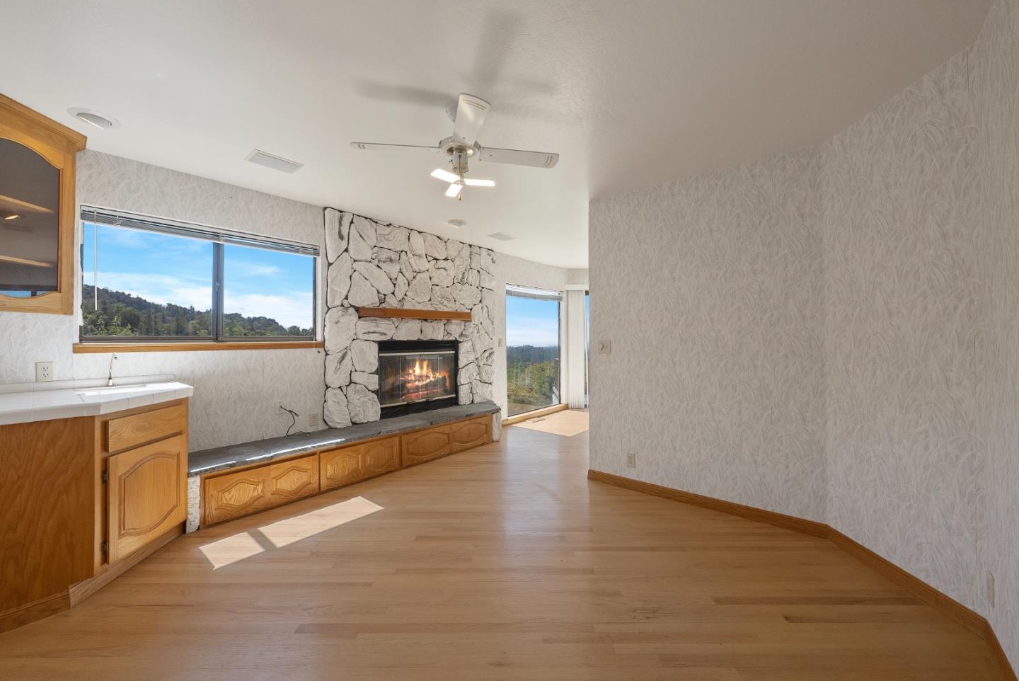 Detail Gallery Image 31 of 73 For 21006 Bear Creek Rd, Los Gatos,  CA 95033 - 5 Beds | 4/1 Baths