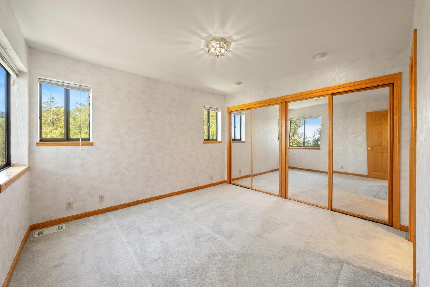 Detail Gallery Image 35 of 73 For 21006 Bear Creek Rd, Los Gatos,  CA 95033 - 5 Beds | 4/1 Baths