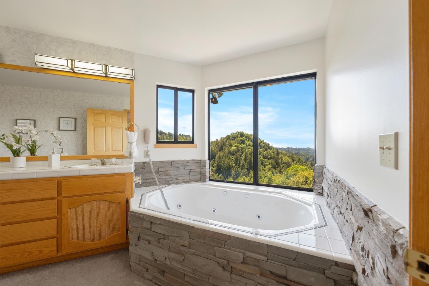 Detail Gallery Image 47 of 73 For 21006 Bear Creek Rd, Los Gatos,  CA 95033 - 5 Beds | 4/1 Baths