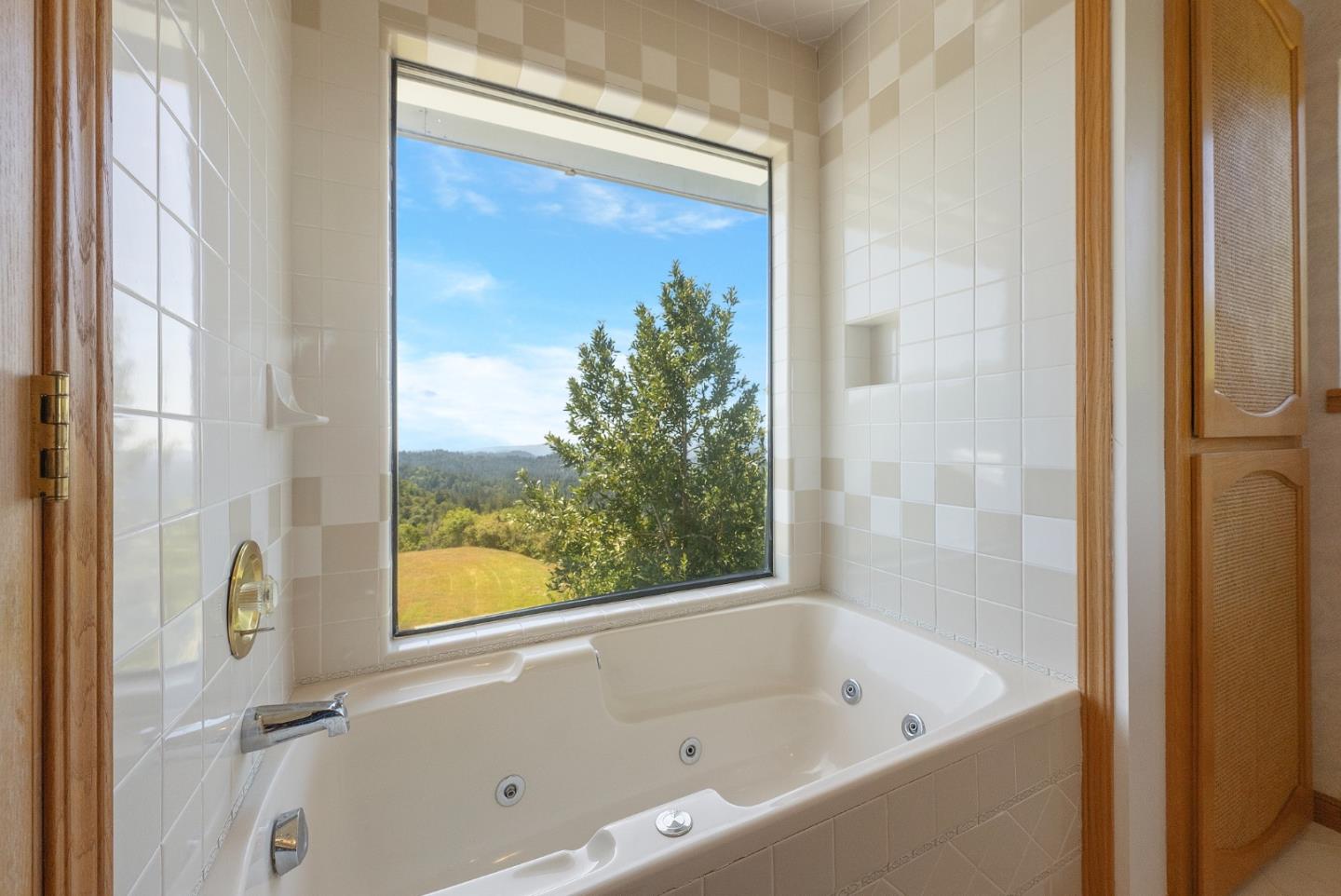 Detail Gallery Image 55 of 73 For 21006 Bear Creek Rd, Los Gatos,  CA 95033 - 5 Beds | 4/1 Baths