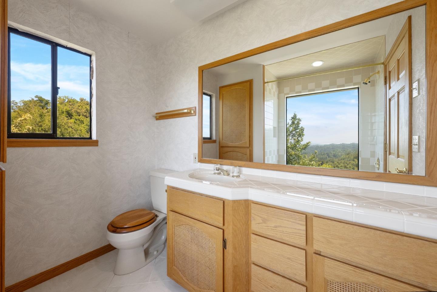 Detail Gallery Image 56 of 73 For 21006 Bear Creek Rd, Los Gatos,  CA 95033 - 5 Beds | 4/1 Baths