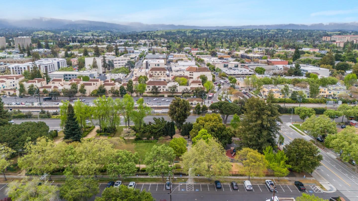 Detail Gallery Image 46 of 49 For 200 Sheridan Ave. #303,  Palo Alto,  CA 94306 - 2 Beds | 2 Baths