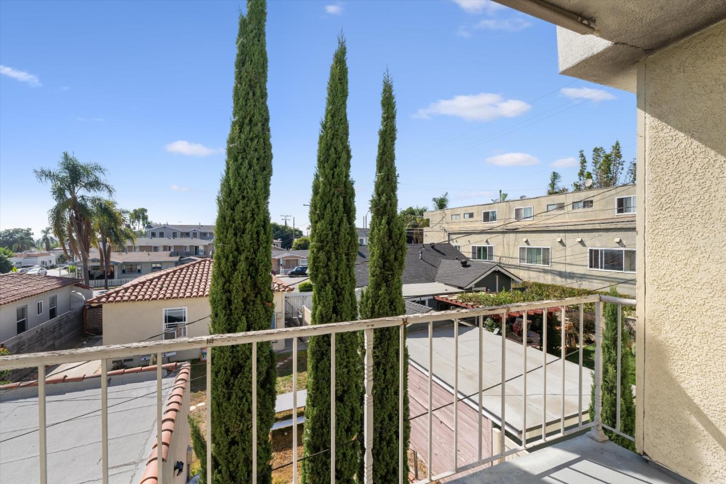 Detail Gallery Image 21 of 26 For 3425 E 15th St 18d,  Long Beach,  CA 90804 - 2 Beds | 2 Baths