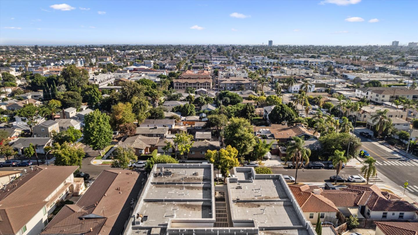 Detail Gallery Image 5 of 26 For 3425 E 15th St 18d,  Long Beach,  CA 90804 - 2 Beds | 2 Baths