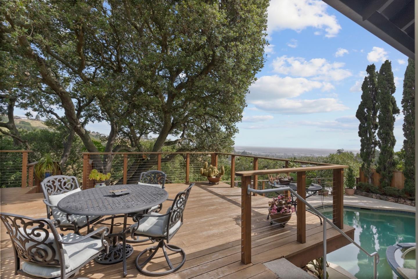 Detail Gallery Image 24 of 62 For 1217 Greenbrier Rd, San Carlos,  CA 94070 - 3 Beds | 2 Baths