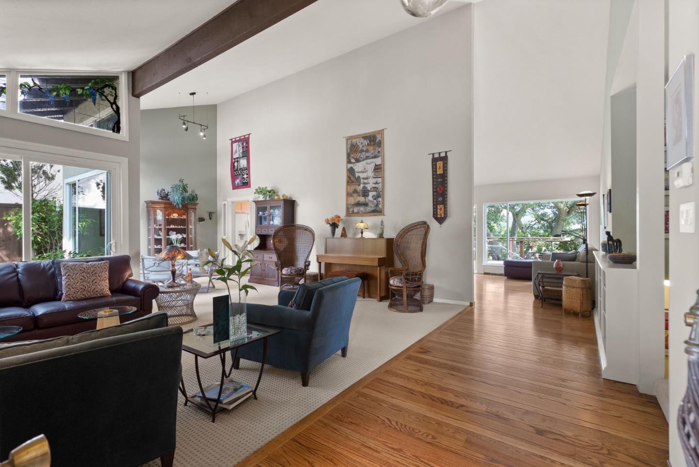 Detail Gallery Image 6 of 62 For 1217 Greenbrier Rd, San Carlos,  CA 94070 - 3 Beds | 2 Baths