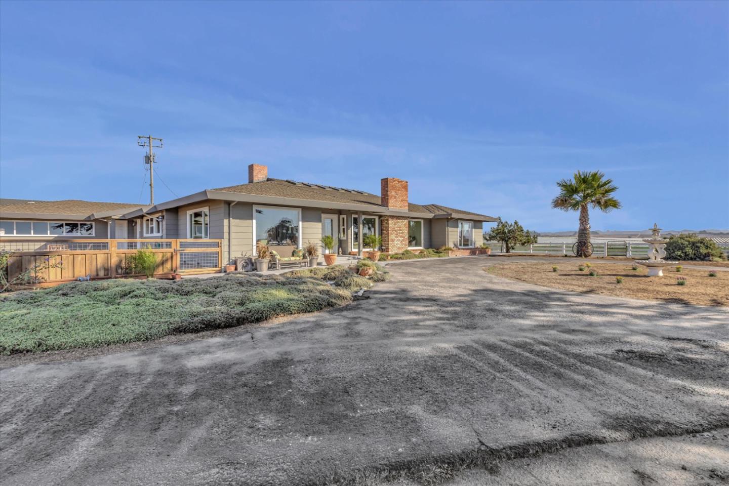 Detail Gallery Image 1 of 58 For 268 Giberson Rd, Moss Landing,  CA 95039 - 5 Beds | 4 Baths
