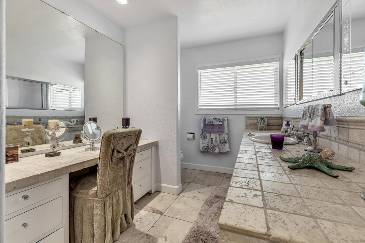 Detail Gallery Image 35 of 58 For 268 Giberson Rd, Moss Landing,  CA 95039 - 5 Beds | 4 Baths