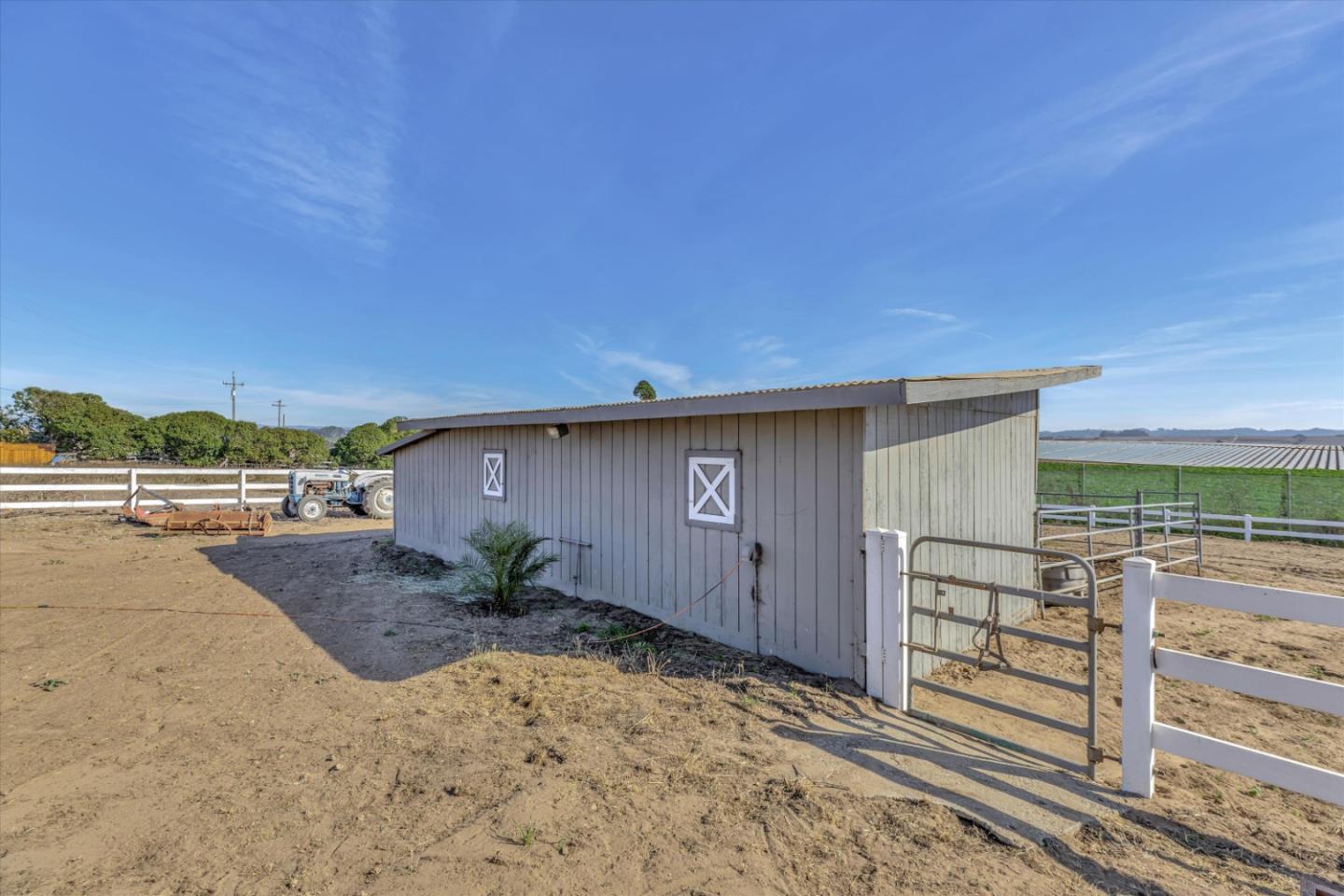 Detail Gallery Image 44 of 58 For 268 Giberson Rd, Moss Landing,  CA 95039 - 5 Beds | 4 Baths