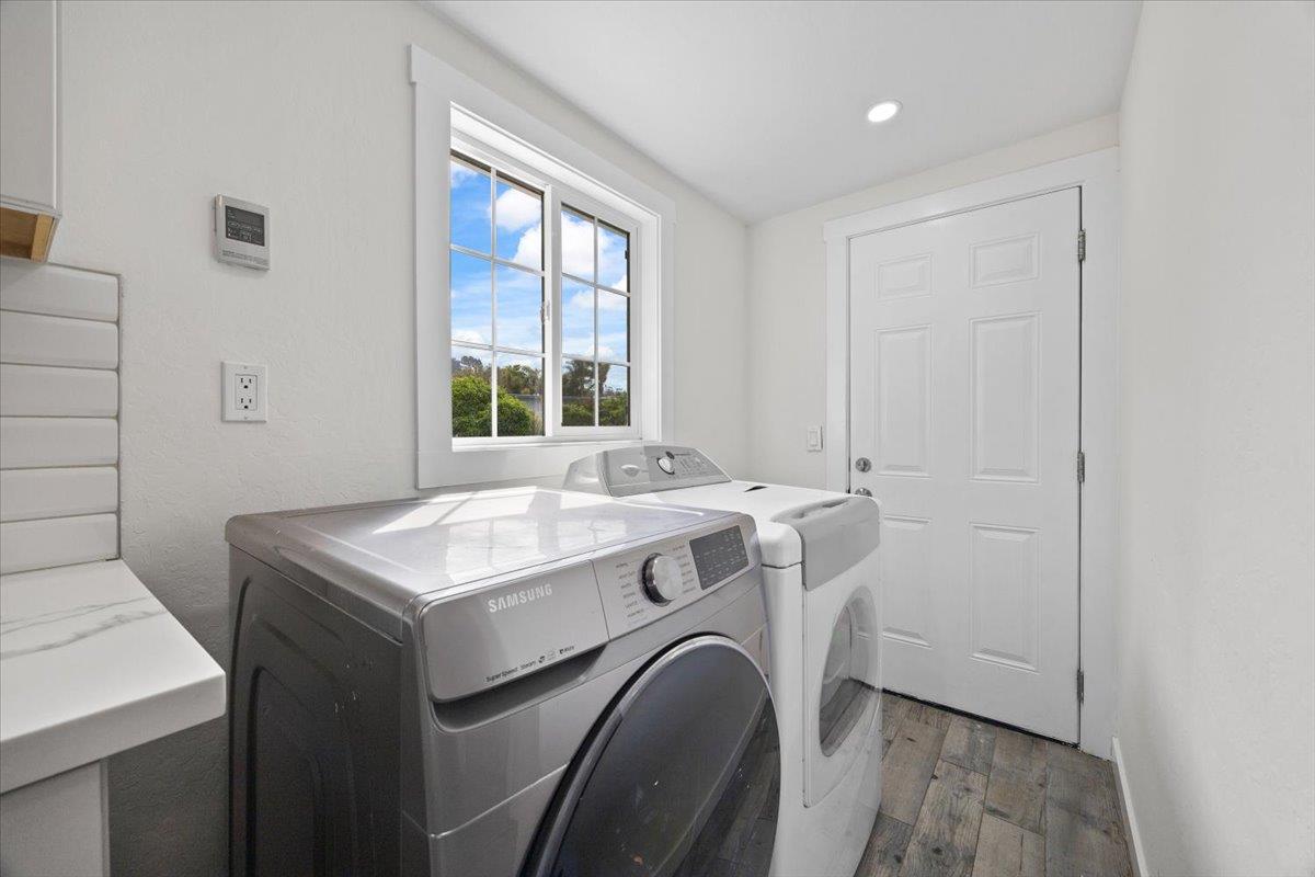 Detail Gallery Image 12 of 31 For 8850 Dowling St, Oakland,  CA 94605 - 2 Beds | 2 Baths