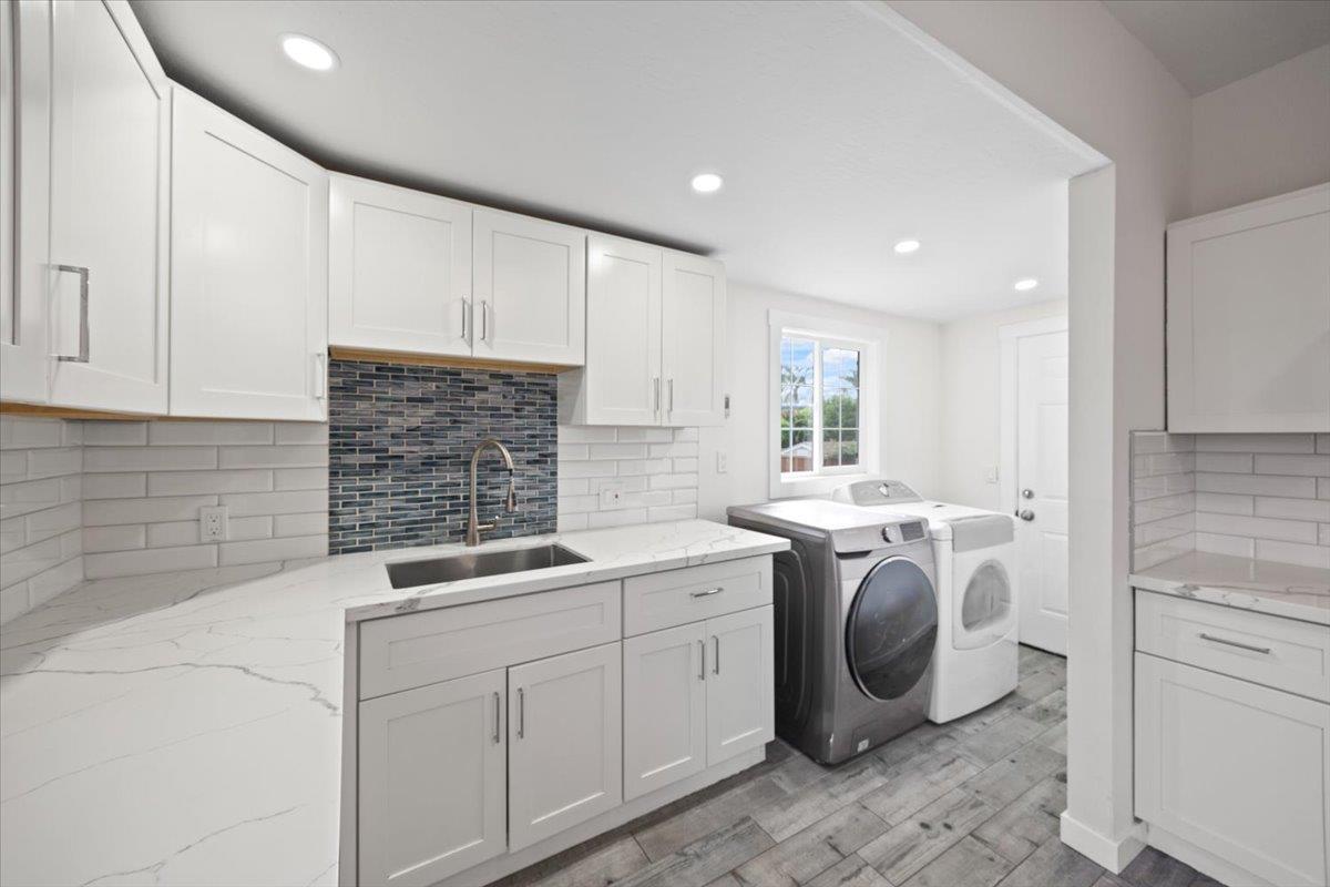 Detail Gallery Image 8 of 31 For 8850 Dowling St, Oakland,  CA 94605 - 2 Beds | 2 Baths