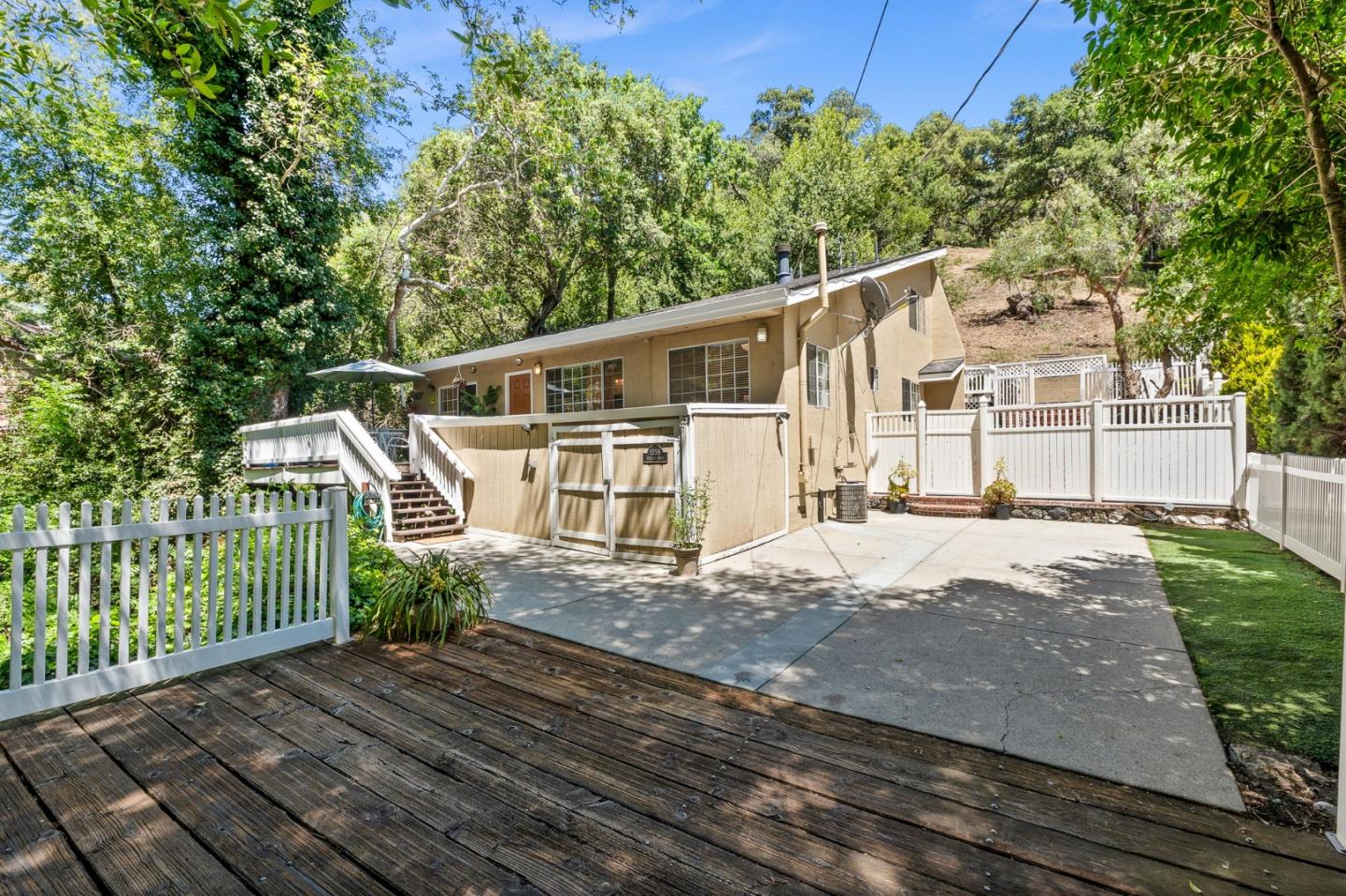 Detail Gallery Image 1 of 38 For 1358 Metcalf Rd, San Jose,  CA 95138 - 3 Beds | 2 Baths