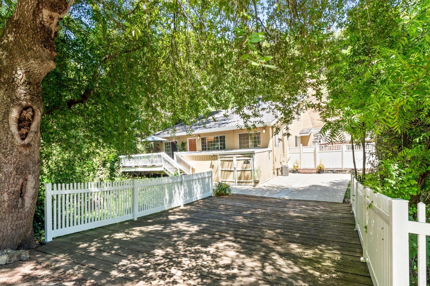 Detail Gallery Image 2 of 38 For 1358 Metcalf Rd, San Jose,  CA 95138 - 3 Beds | 2 Baths