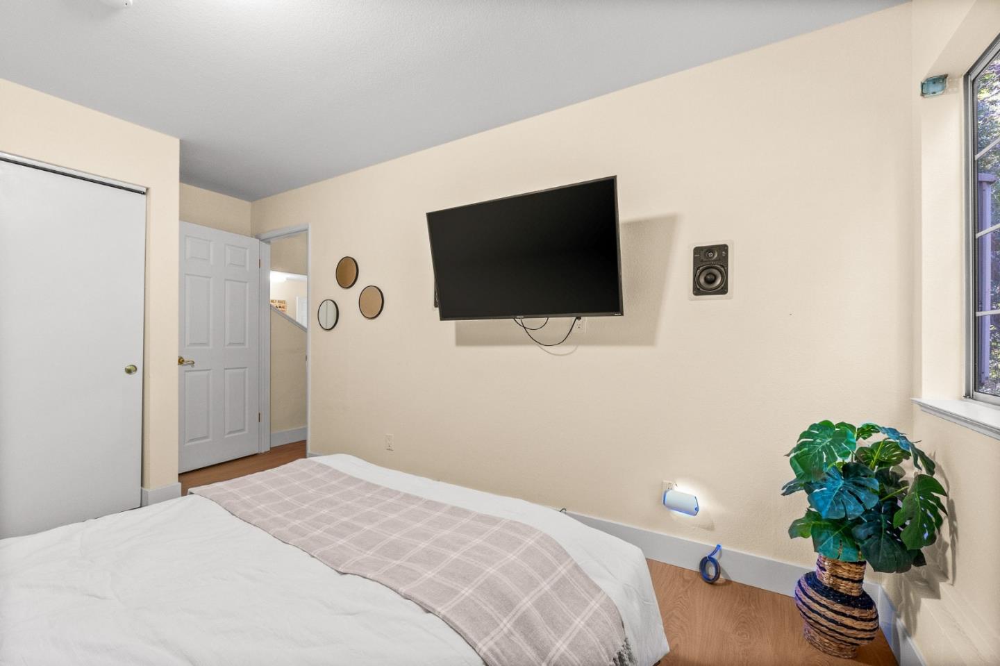 Detail Gallery Image 24 of 38 For 1358 Metcalf Rd, San Jose,  CA 95138 - 3 Beds | 2 Baths
