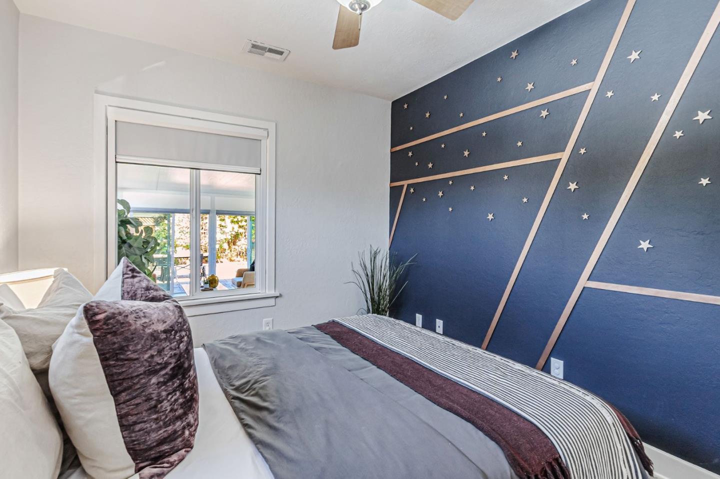 Detail Gallery Image 17 of 51 For 2473 Olive Ave, San Jose,  CA 95128 - 2 Beds | 1 Baths