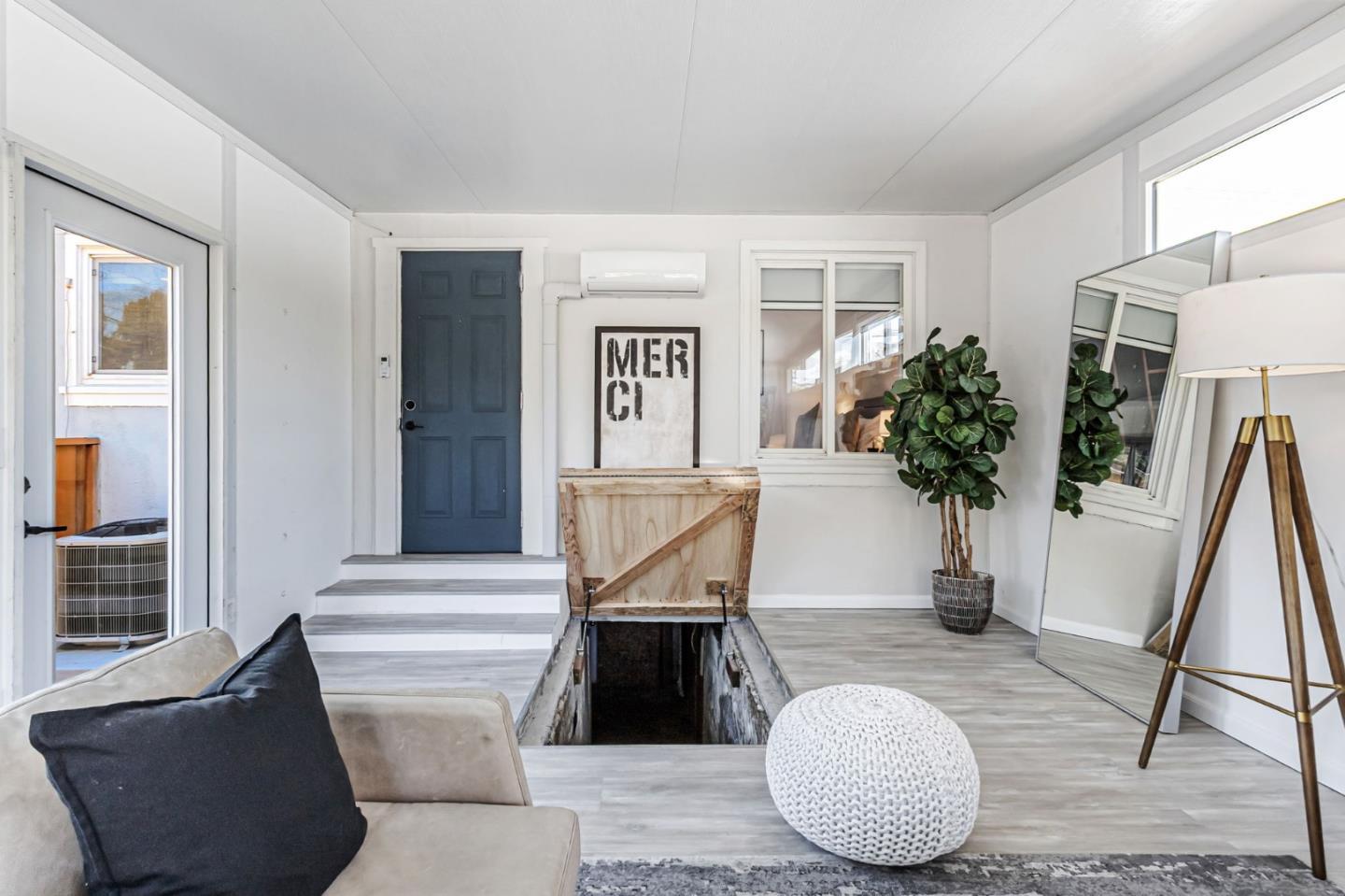 Detail Gallery Image 29 of 51 For 2473 Olive Ave, San Jose,  CA 95128 - 2 Beds | 1 Baths