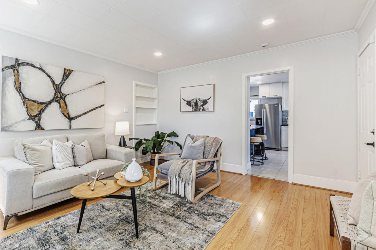 Detail Gallery Image 9 of 51 For 2473 Olive Ave, San Jose,  CA 95128 - 2 Beds | 1 Baths