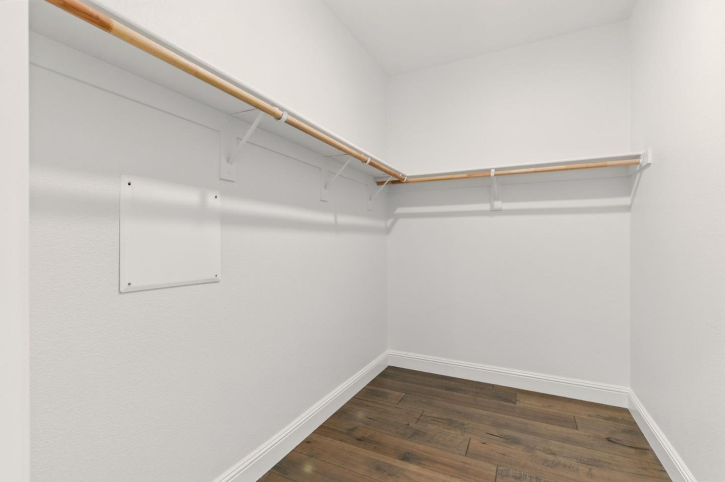 Detail Gallery Image 11 of 23 For 1130 Karby Ter #101,  Sunnyvale,  CA 94089 - 2 Beds | 2 Baths