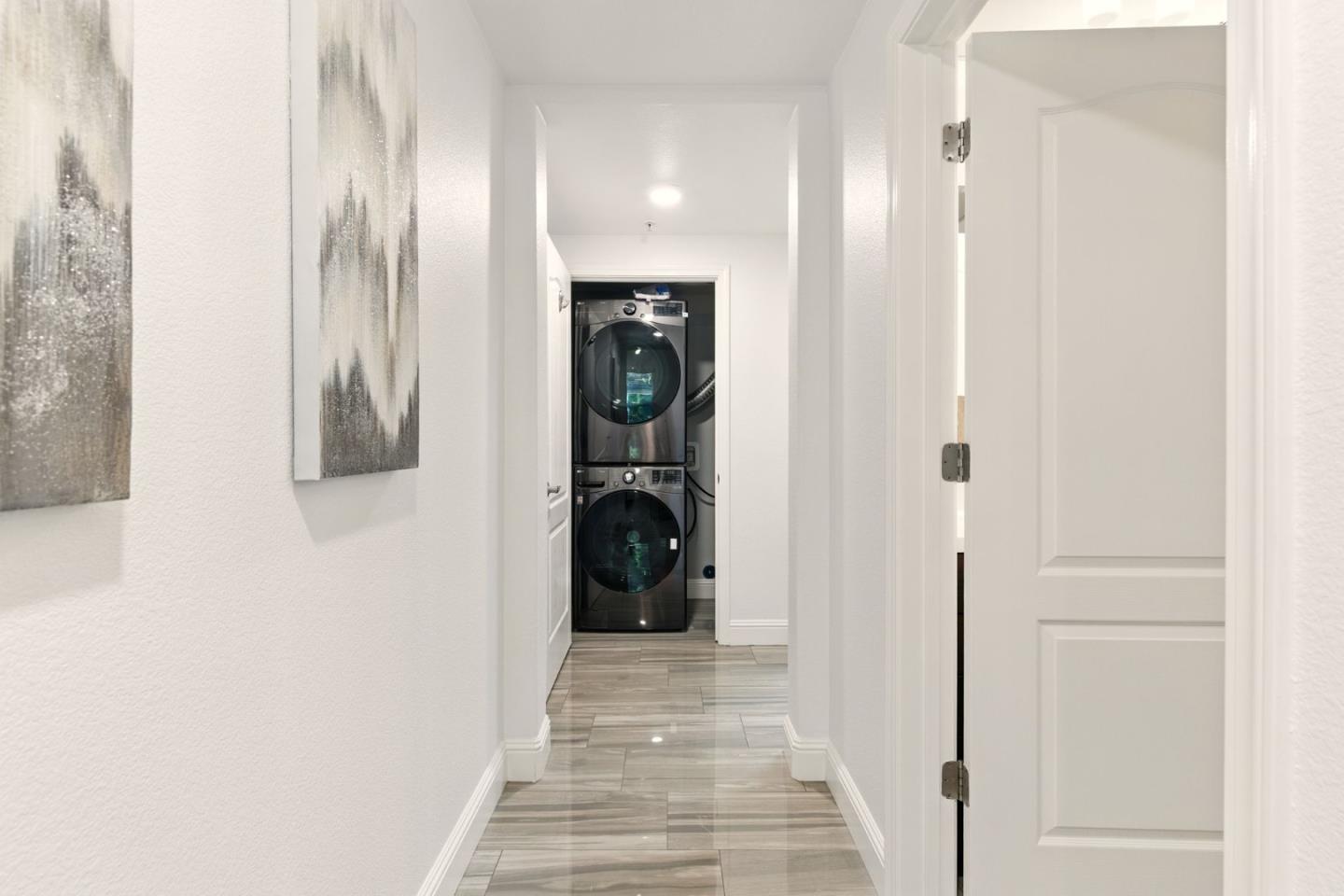 Detail Gallery Image 15 of 23 For 1130 Karby Ter #101,  Sunnyvale,  CA 94089 - 2 Beds | 2 Baths
