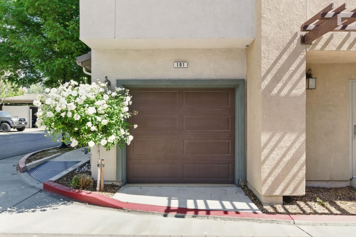 Detail Gallery Image 18 of 23 For 1130 Karby Ter #101,  Sunnyvale,  CA 94089 - 2 Beds | 2 Baths