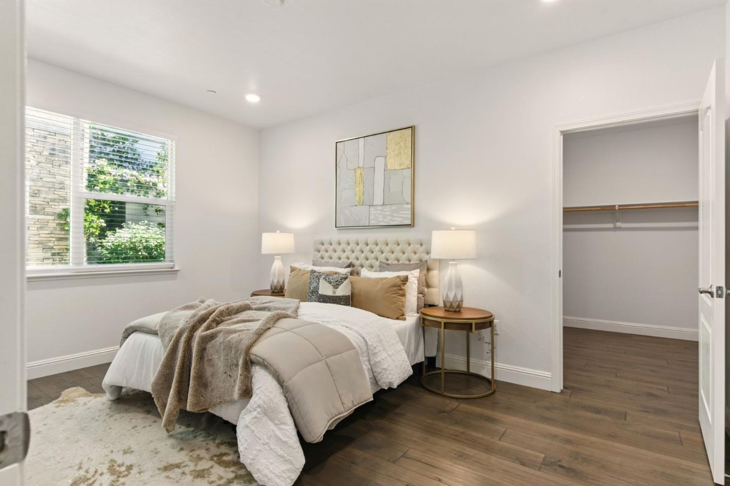 Detail Gallery Image 8 of 23 For 1130 Karby Ter #101,  Sunnyvale,  CA 94089 - 2 Beds | 2 Baths