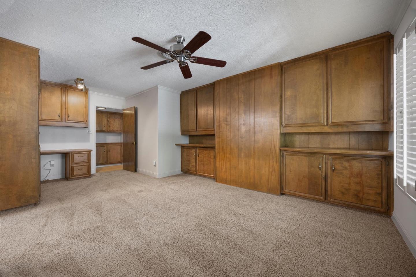 Detail Gallery Image 28 of 69 For 2619 Rio Vista Dr, Bakersfield,  CA 93306 - 3 Beds | 2/2 Baths