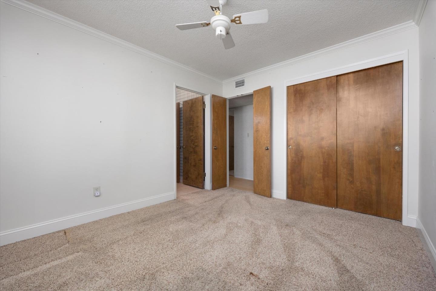Detail Gallery Image 36 of 69 For 2619 Rio Vista Dr, Bakersfield,  CA 93306 - 3 Beds | 2/2 Baths