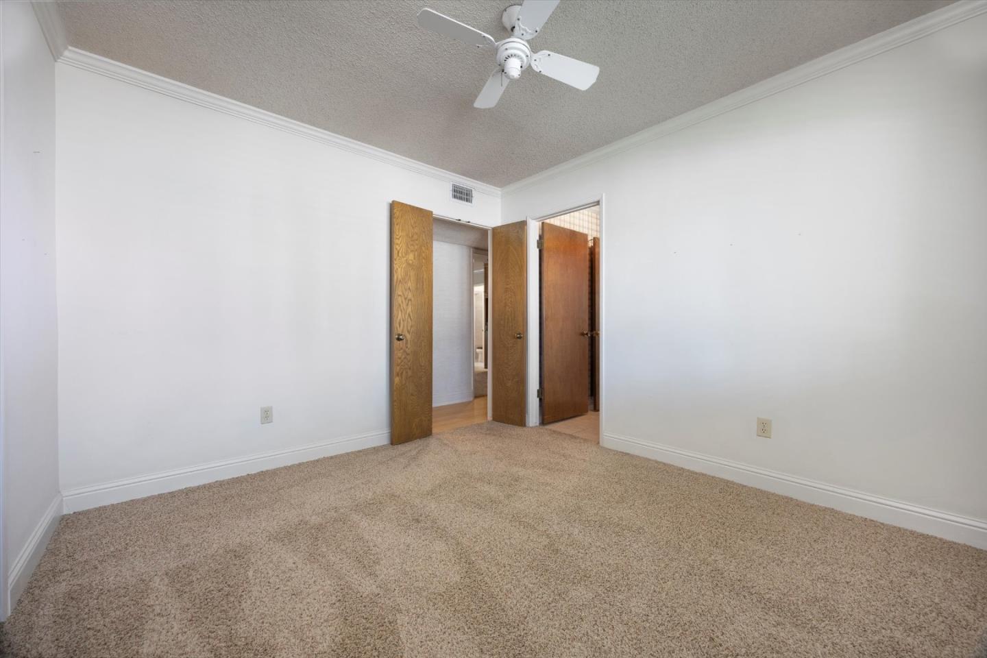 Detail Gallery Image 41 of 69 For 2619 Rio Vista Dr, Bakersfield,  CA 93306 - 3 Beds | 2/2 Baths