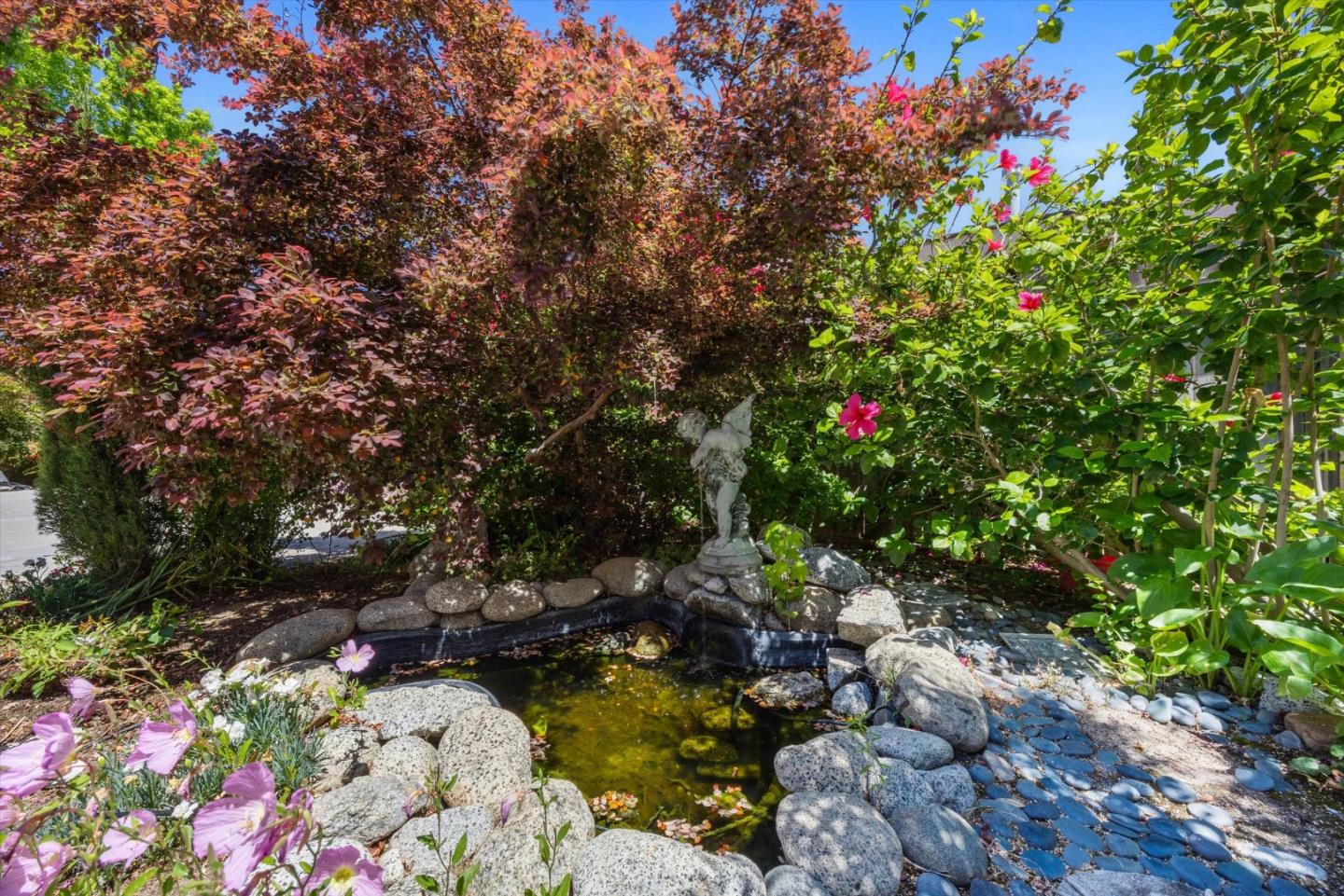 Detail Gallery Image 56 of 69 For 2619 Rio Vista Dr, Bakersfield,  CA 93306 - 3 Beds | 2/2 Baths