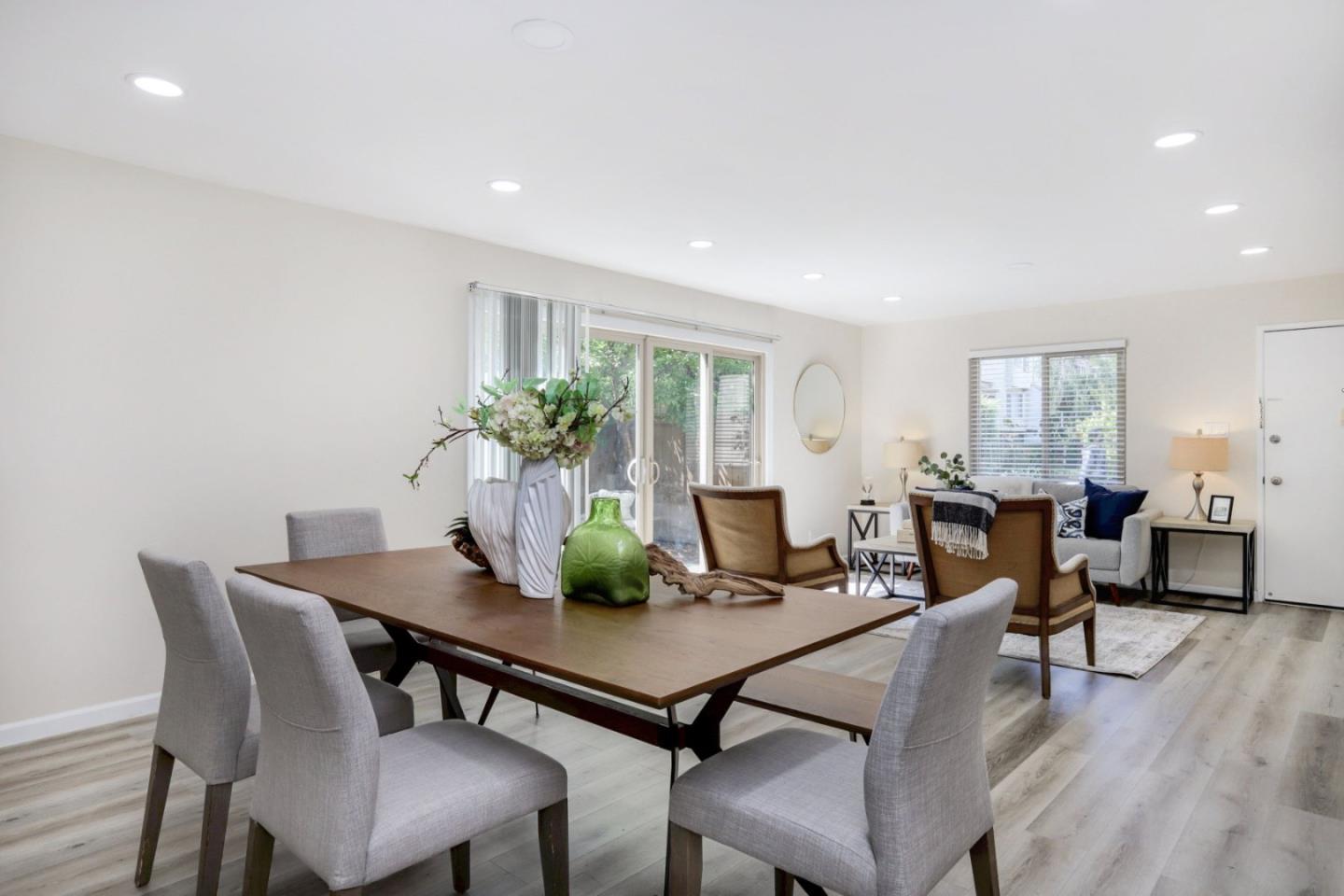 Detail Gallery Image 12 of 36 For 4415 Norwalk Dr #13,  San Jose,  CA 95129 - 3 Beds | 2 Baths