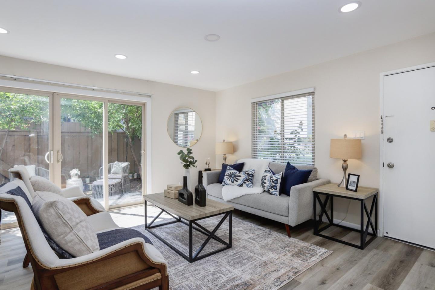 Detail Gallery Image 2 of 36 For 4415 Norwalk Dr #13,  San Jose,  CA 95129 - 3 Beds | 2 Baths
