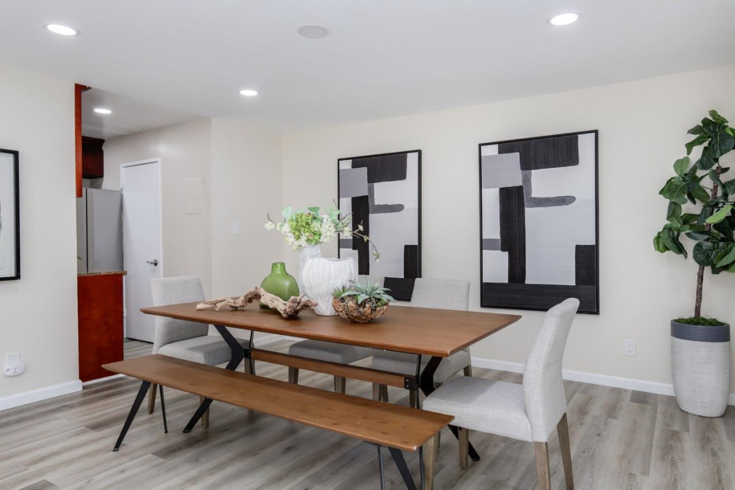 Detail Gallery Image 8 of 36 For 4415 Norwalk Dr #13,  San Jose,  CA 95129 - 3 Beds | 2 Baths