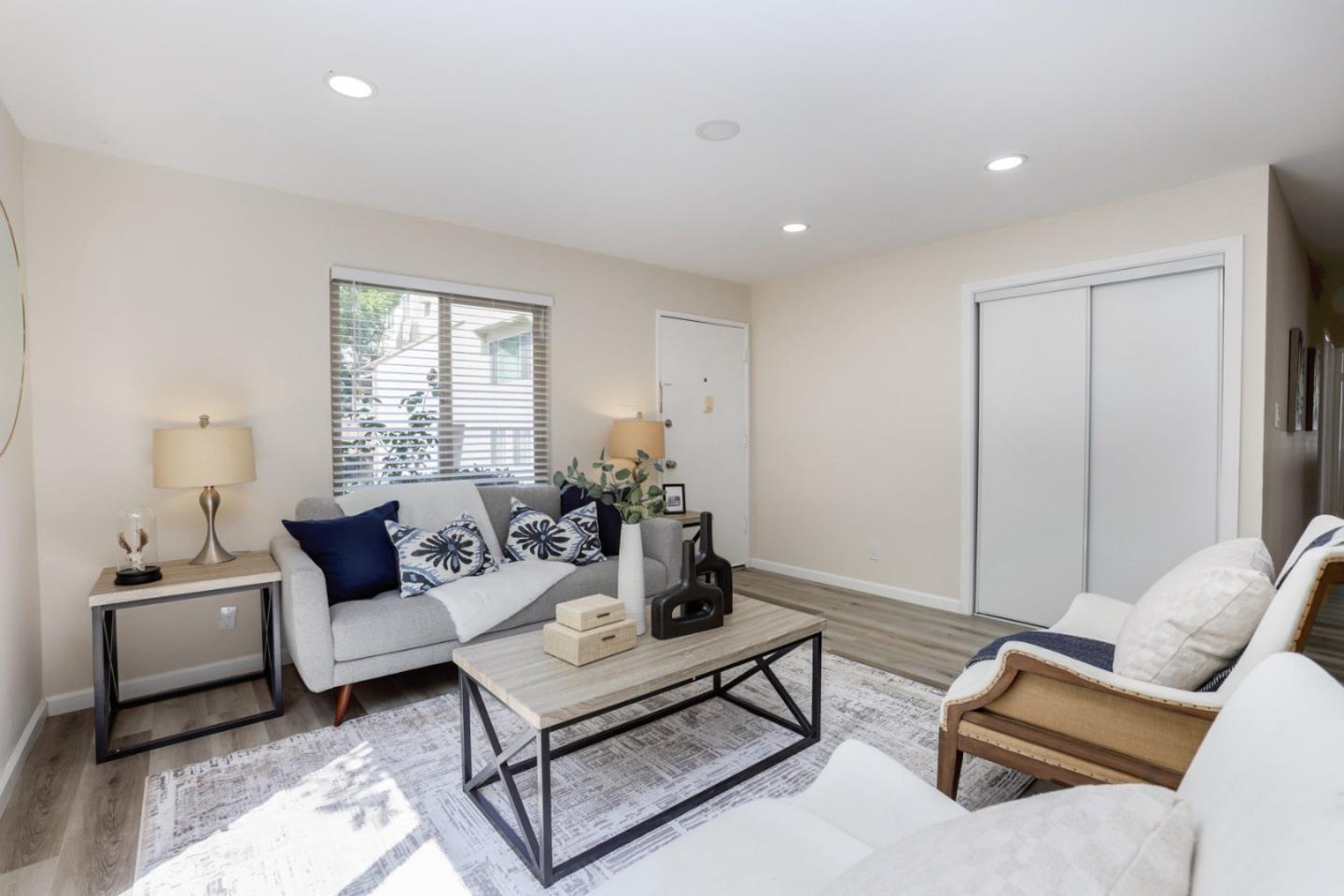 Detail Gallery Image 9 of 36 For 4415 Norwalk Dr #13,  San Jose,  CA 95129 - 3 Beds | 2 Baths