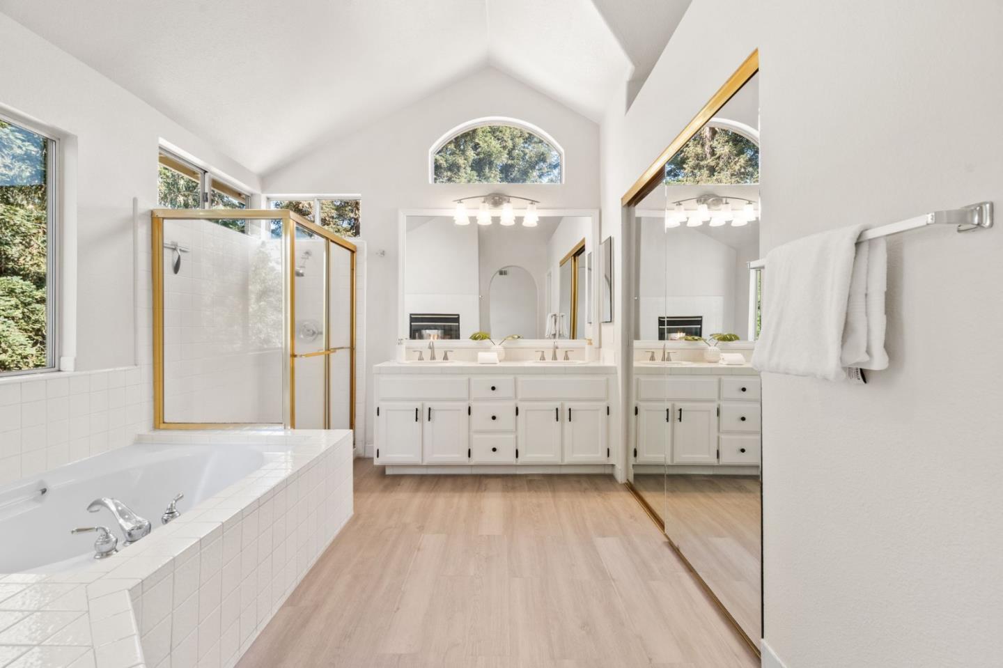 Detail Gallery Image 19 of 26 For 1619 Cleo Springs Ct, San Jose,  CA 95131 - 4 Beds | 2/1 Baths