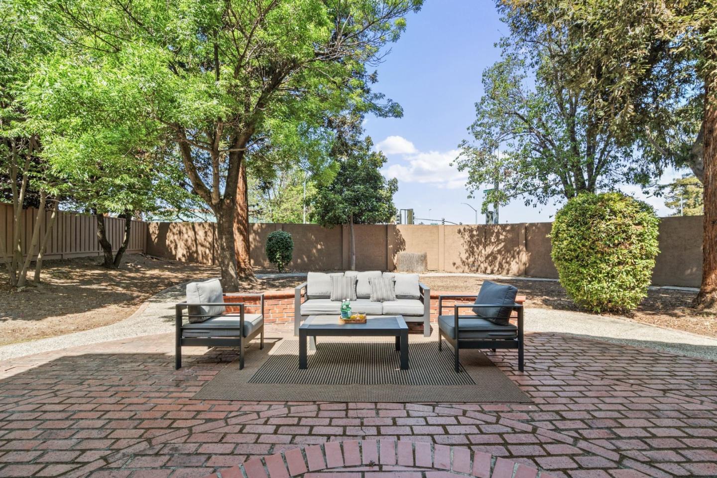 Detail Gallery Image 24 of 26 For 1619 Cleo Springs Ct, San Jose,  CA 95131 - 4 Beds | 2/1 Baths