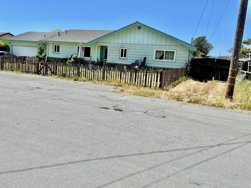 Detail Gallery Image 9 of 25 For 7 Valdez Ln, Watsonville,  CA 95076 - 3 Beds | 2 Baths