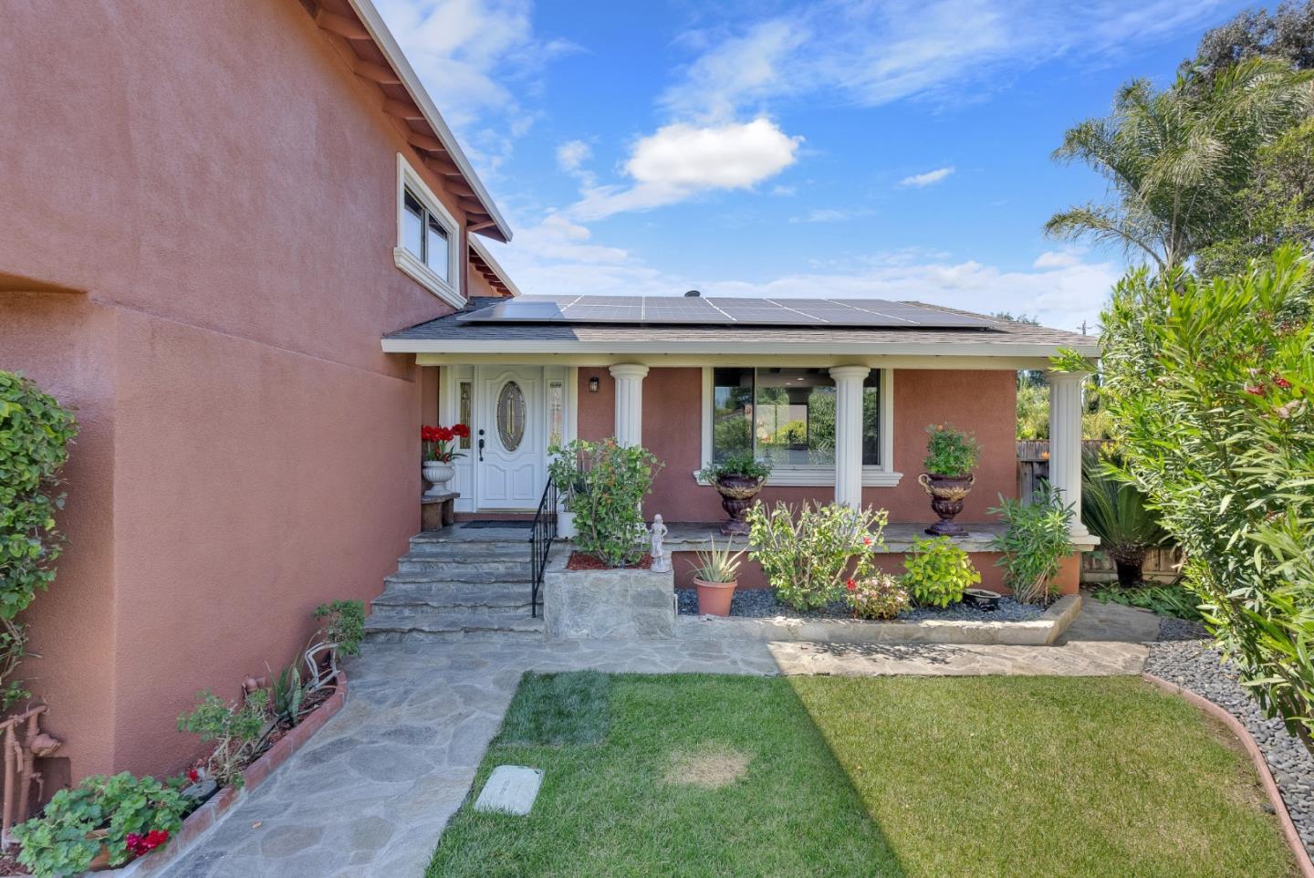 Detail Gallery Image 4 of 42 For 85 Park Oxford Pl, San Jose,  CA 95136 - 4 Beds | 3 Baths