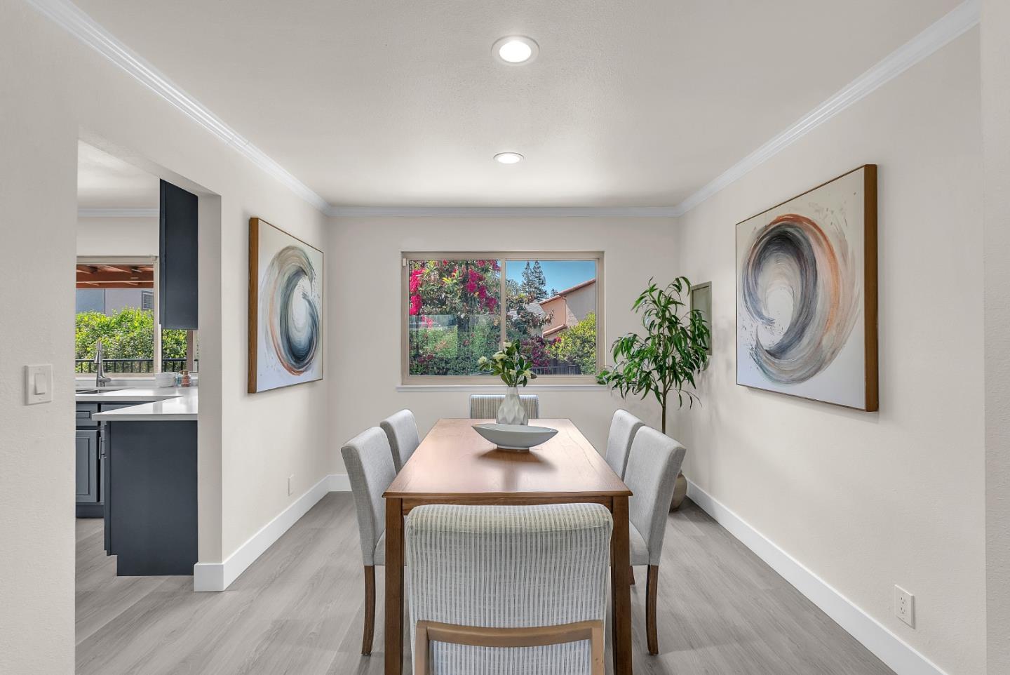 Detail Gallery Image 9 of 42 For 85 Park Oxford Pl, San Jose,  CA 95136 - 4 Beds | 3 Baths