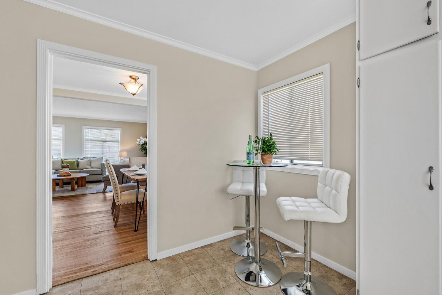Detail Gallery Image 12 of 24 For 137 Rockwood Dr, South San Francisco,  CA 94080 - 2 Beds | 1 Baths