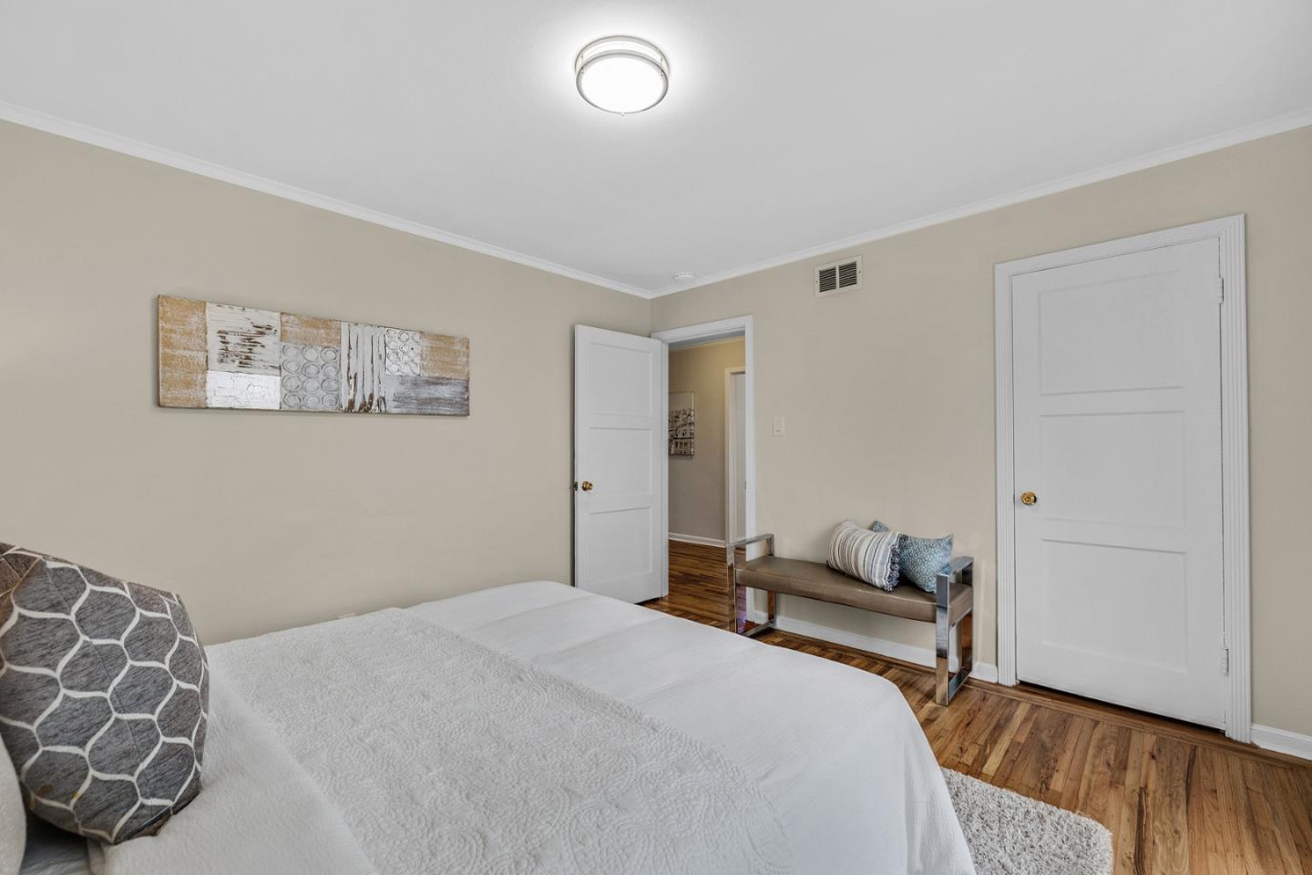 Detail Gallery Image 15 of 24 For 137 Rockwood Dr, South San Francisco,  CA 94080 - 2 Beds | 1 Baths