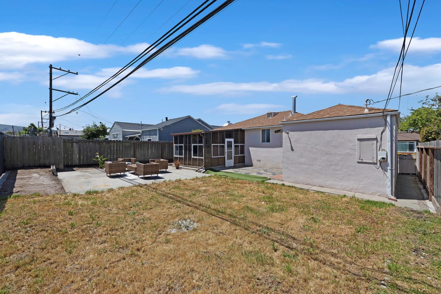 Detail Gallery Image 20 of 24 For 137 Rockwood Dr, South San Francisco,  CA 94080 - 2 Beds | 1 Baths