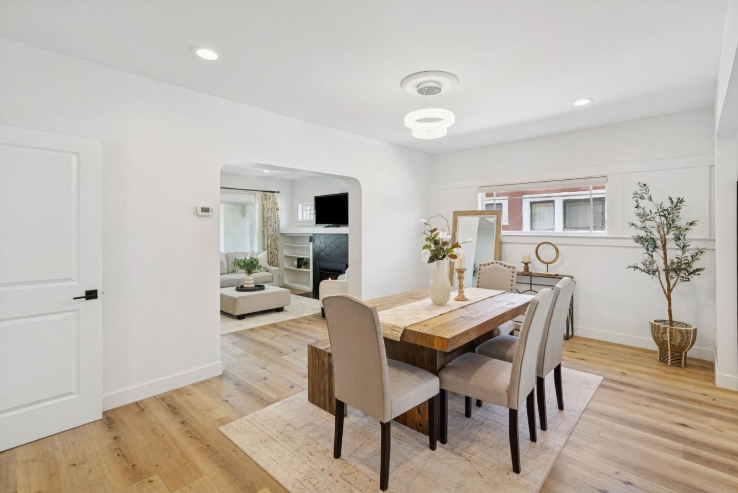 Detail Gallery Image 12 of 54 For 114 Hollywood Ave, San Jose,  CA 95112 - 3 Beds | 2 Baths