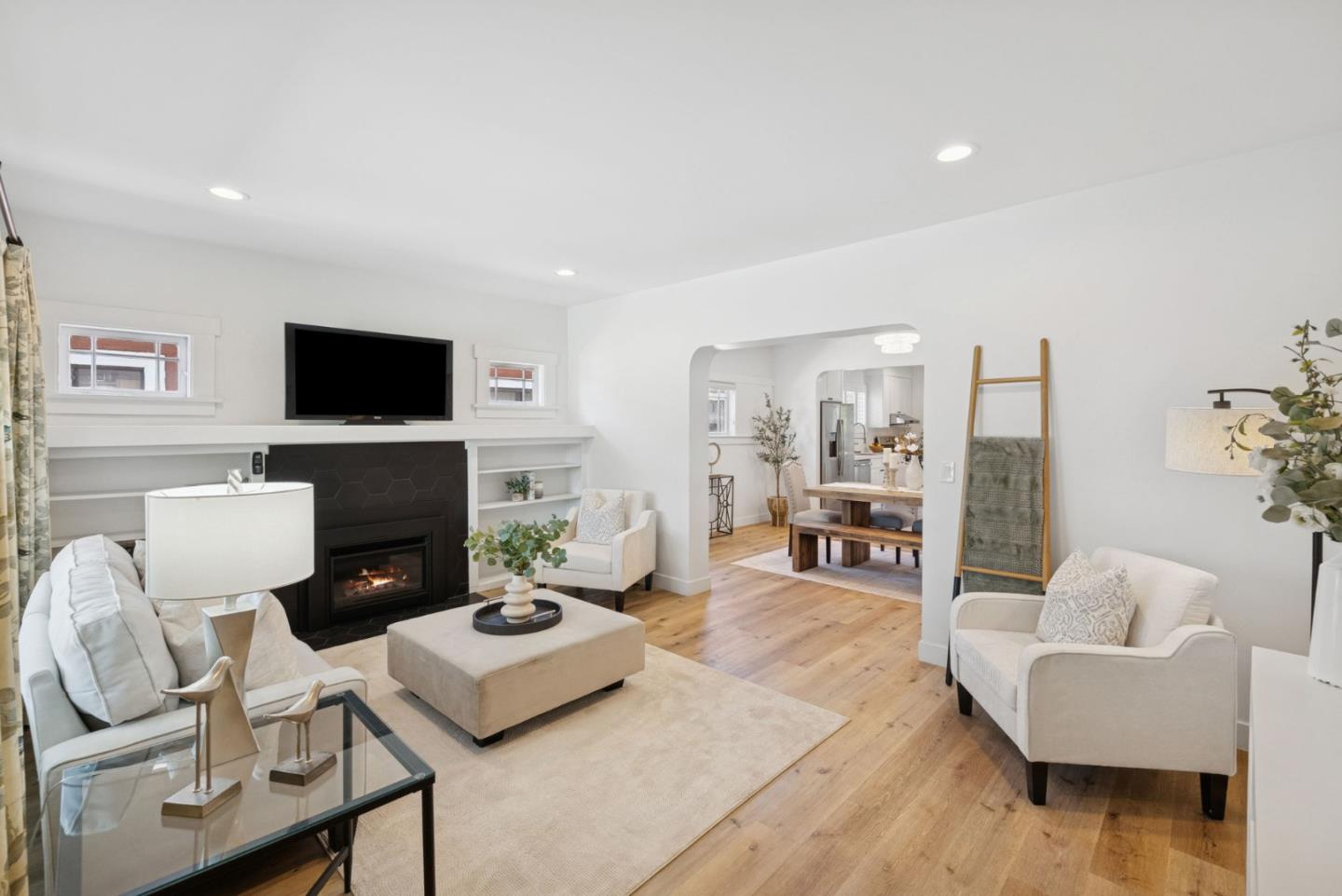 Detail Gallery Image 5 of 54 For 114 Hollywood Ave, San Jose,  CA 95112 - 3 Beds | 2 Baths