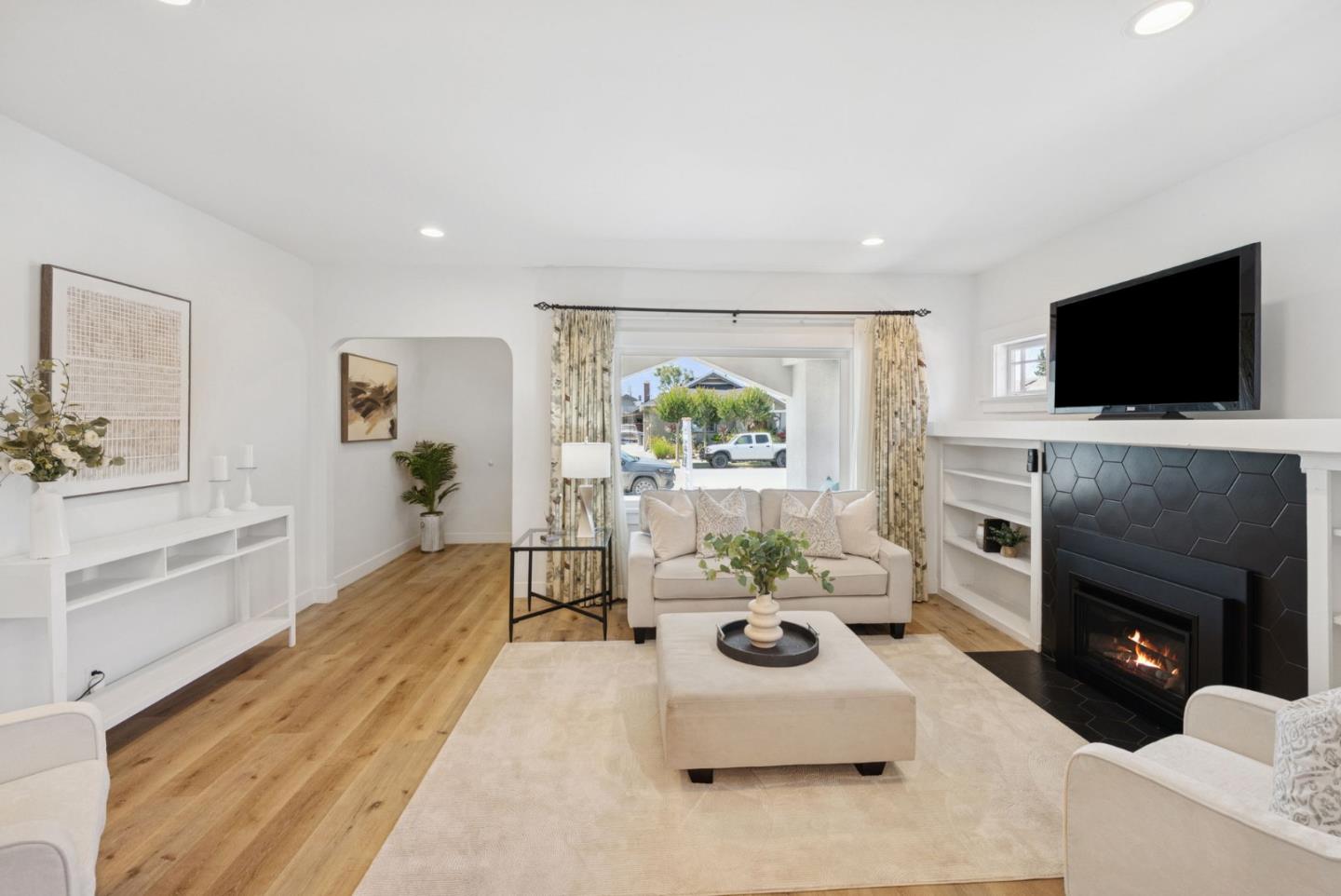 Detail Gallery Image 6 of 54 For 114 Hollywood Ave, San Jose,  CA 95112 - 3 Beds | 2 Baths