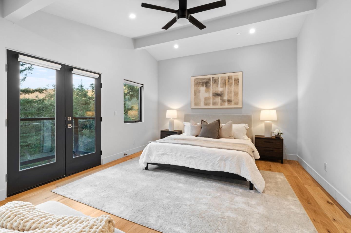 Detail Gallery Image 19 of 40 For 124 Foxwood Rd, Portola Valley,  CA 94028 - 4 Beds | 3/1 Baths