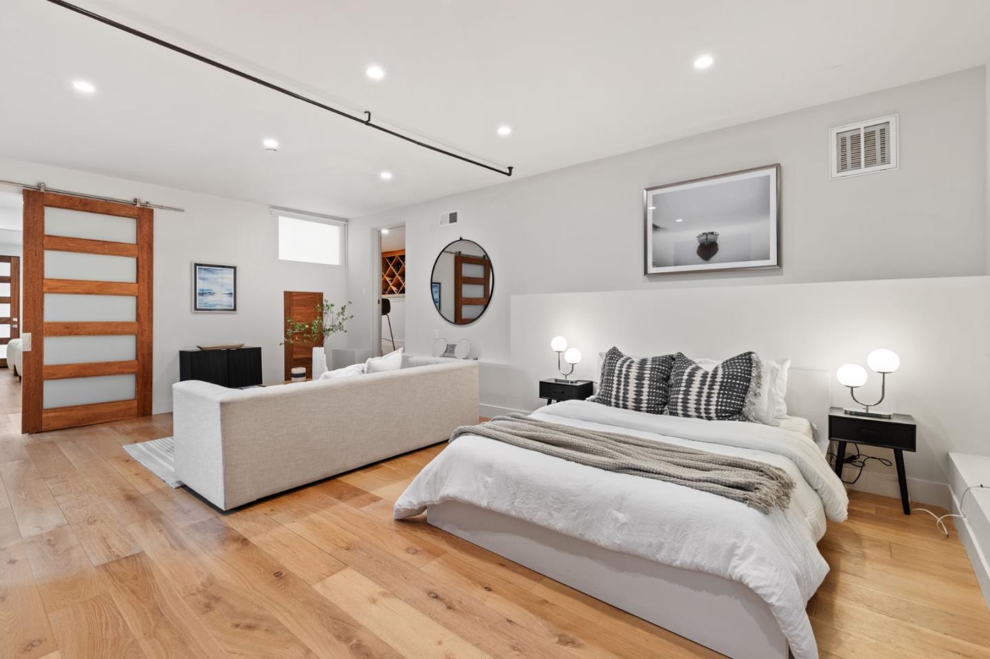 Detail Gallery Image 25 of 40 For 124 Foxwood Rd, Portola Valley,  CA 94028 - 4 Beds | 3/1 Baths