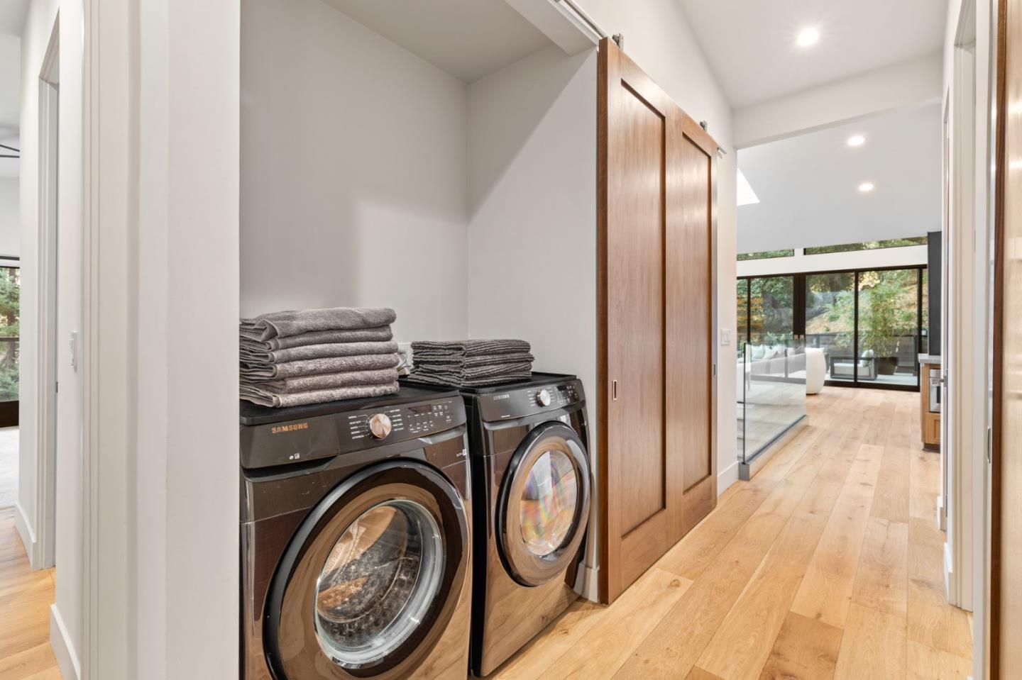 Detail Gallery Image 32 of 40 For 124 Foxwood Rd, Portola Valley,  CA 94028 - 4 Beds | 3/1 Baths