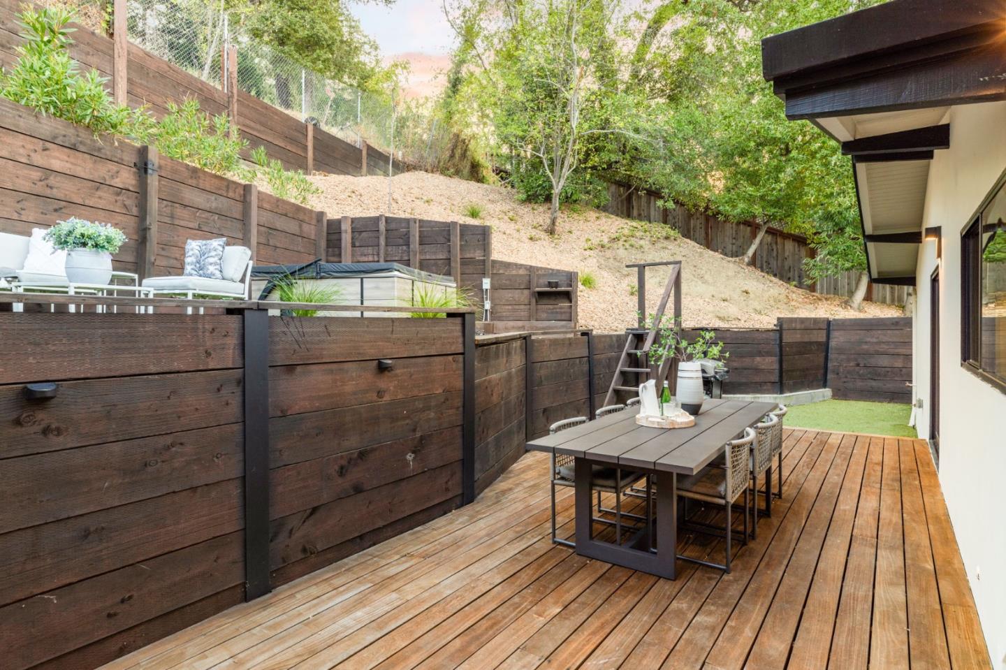 Detail Gallery Image 38 of 40 For 124 Foxwood Rd, Portola Valley,  CA 94028 - 4 Beds | 3/1 Baths