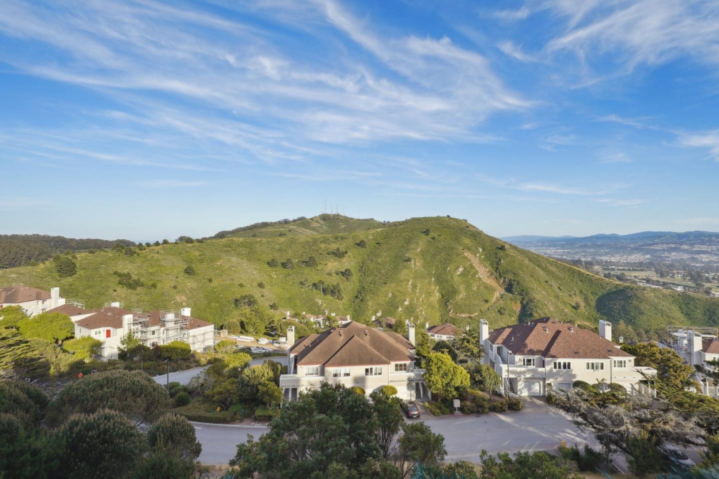 Detail Gallery Image 15 of 34 For 671 Pointe Pacific #1,  Daly City,  CA 94014 - 3 Beds | 2/1 Baths