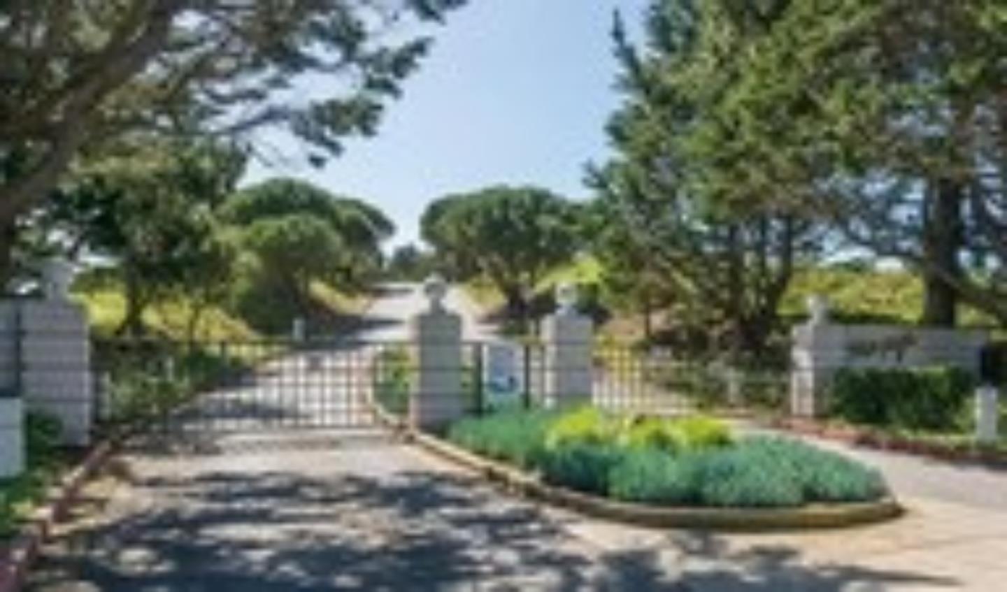 Detail Gallery Image 33 of 34 For 671 Pointe Pacific #1,  Daly City,  CA 94014 - 3 Beds | 2/1 Baths